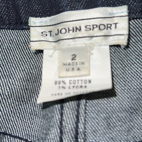 St. John Sport Dark Denim High-Rise Jeans 2 - Picture 9 of 10